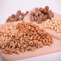 nuts and seeds for menstruation